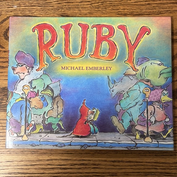 Set of 4 hard bound children’s story books - Picture 3 of 15